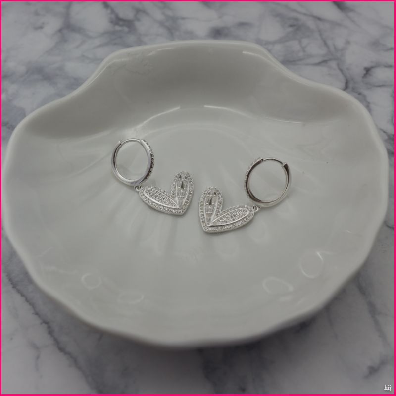 Aros Corazón Brillante - Amor y Elegancia en Plata