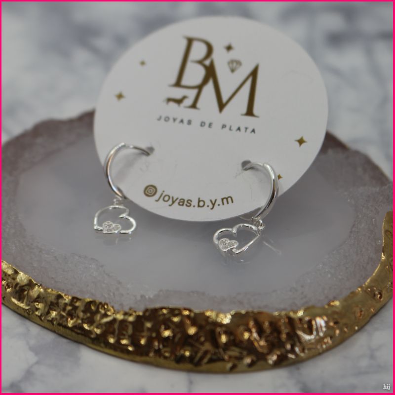 Argollas Corazón Relieve - Amor y Brillo en Cada Detalle