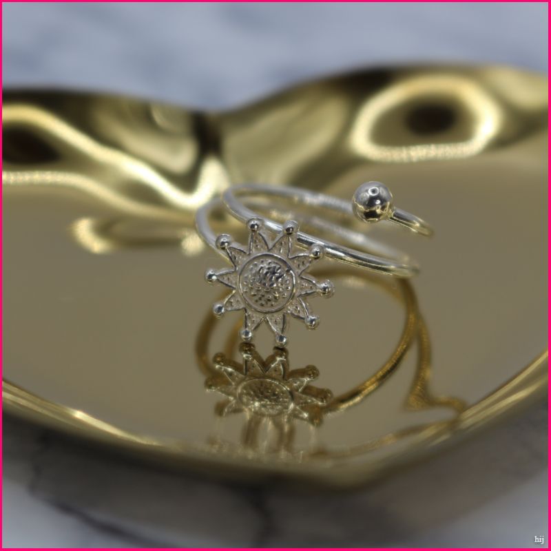 Anillo Sol Radiante (Ajustable)