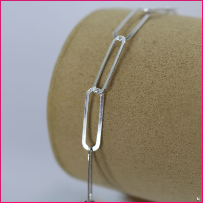 Pulsera Eslabón de Plata: Elegancia Atemporal ✨