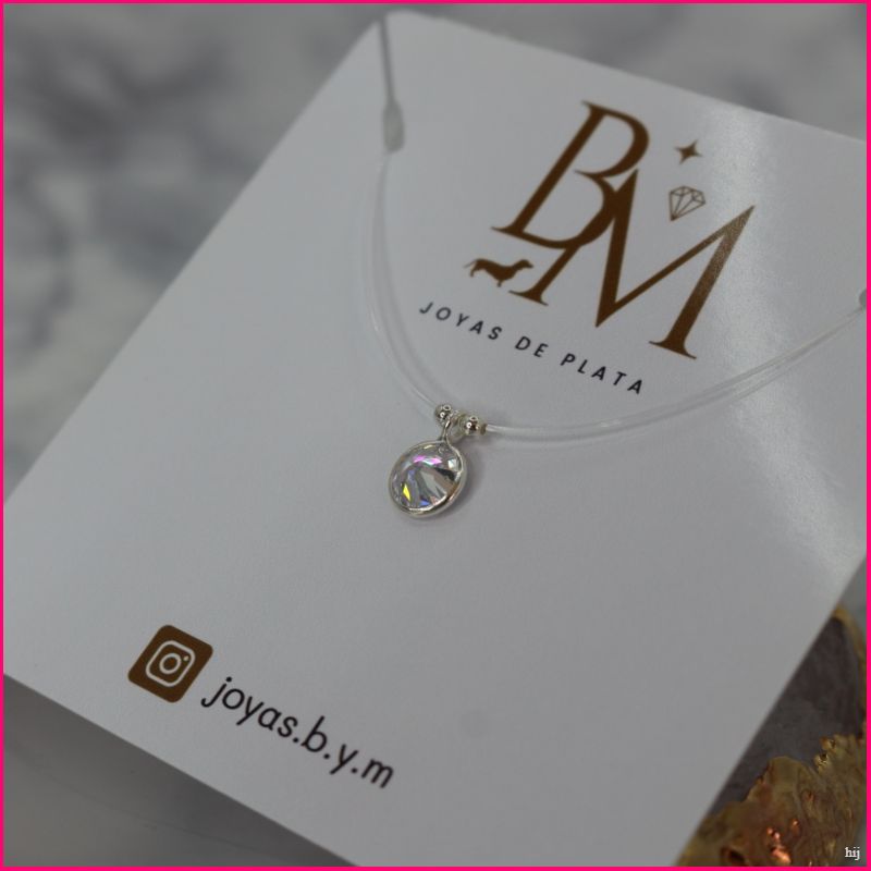 Collar Punto de Luz Invisible: Elegancia en su Forma Más Pura ✨