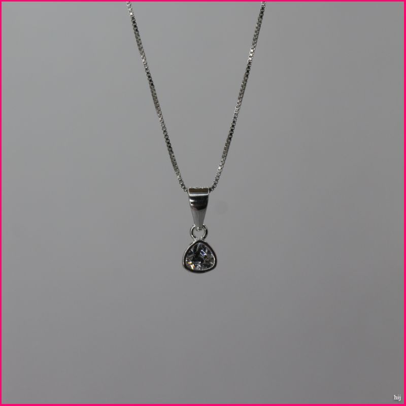 Colgante Punto de Luz Brillante: Elegancia que Destaca 💎✨