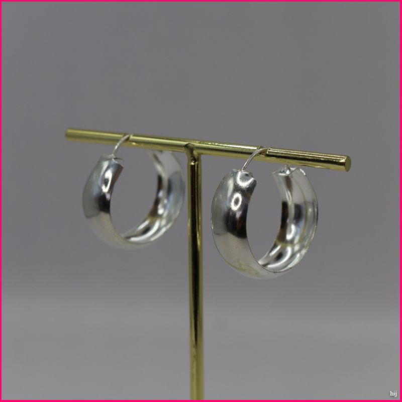 Argollas "Esencia Clásica": Elegancia Atemporal en Plata ✨