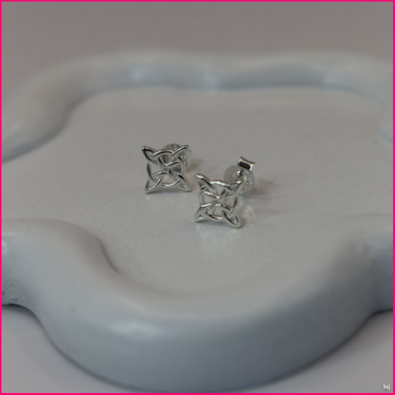 💎 Aros "Nudo de Brujas": Elegancia y Protección ✨