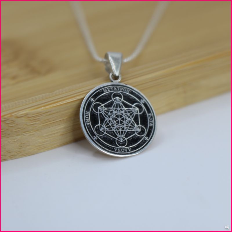 Colgante "Cubo de Metatrón": Poder y Protección Divina ✨