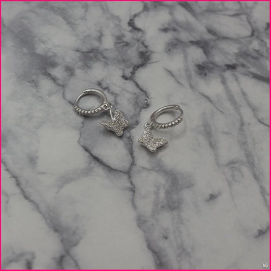 Aros Mariposa Brillante - Elegancia y Libertad en Plata