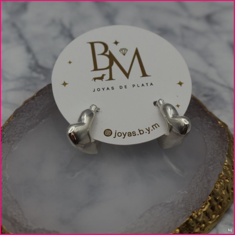 Argollas Corazón Sólido - Elegancia y Amor en Plata