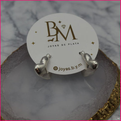 Argollas Corazón Sólido - Elegancia y Amor en Plata