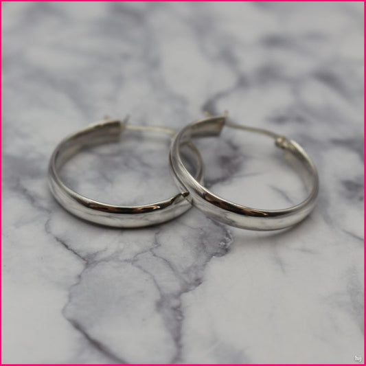 Argollas Clásicas Pulidas - Brillo y Elegancia Atemporal