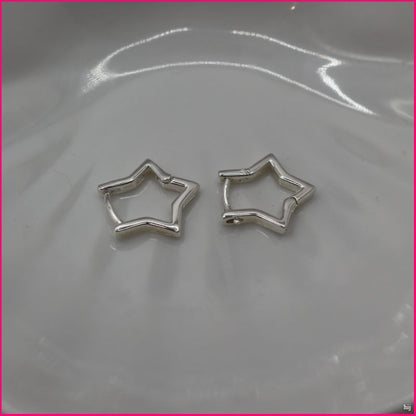 Argollas Estrella Plateada - Brilla con Elegancia