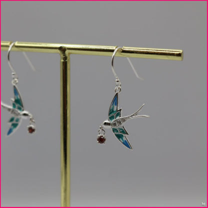 Aros Colibrí Esmaltado - Naturaleza y Elegancia en Plata