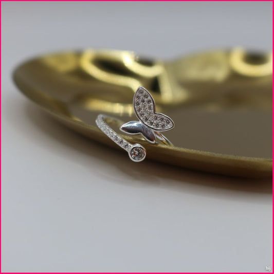 Anillo Mariposa Brillante - Libertad y Elegancia en tu Mano