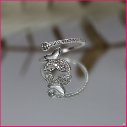 Anillo Mariposa Brillante - Libertad y Elegancia en tu Mano