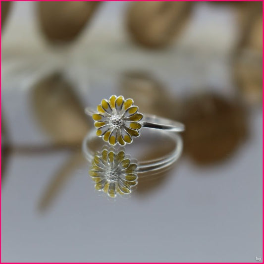 Anillo Flor Amarilla - Vive el brillo de la primavera 🌼