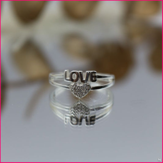 Anillo LOVE con Corazón de Circones - El lenguaje del amor 💖