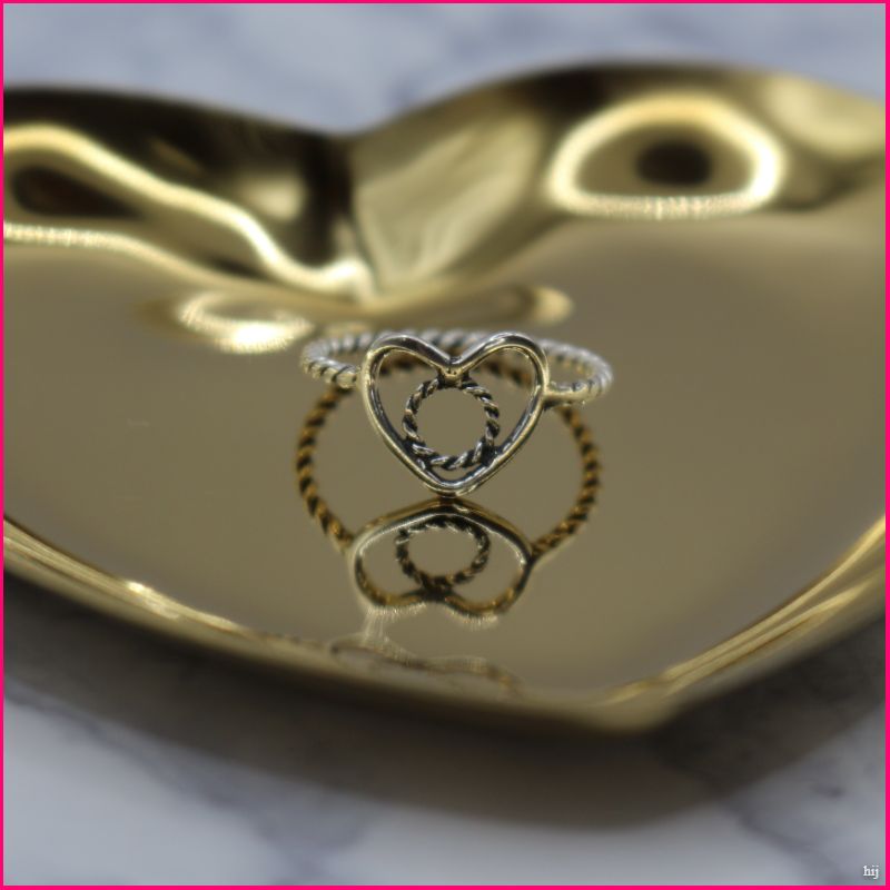 Anillo Corazón de Plata - Amor eterno en tus manos ❤️💍