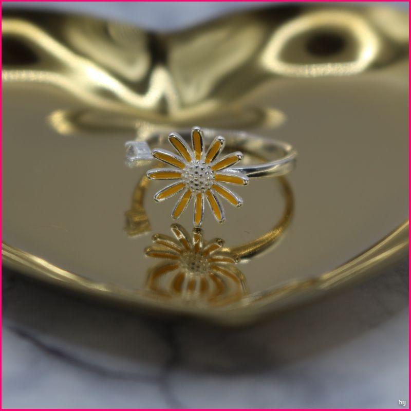 Anillo Flor Amarilla - Alegría y Vitalidad en tu Mano