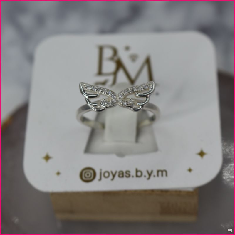 Anillo Alas de Luz - Libertad y Elegancia en un Diseño Único