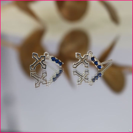 Aros de Cruces con Circones Azules ✝️💙