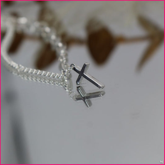 Pulsera con Cruz en Plata Ley 925 ✨