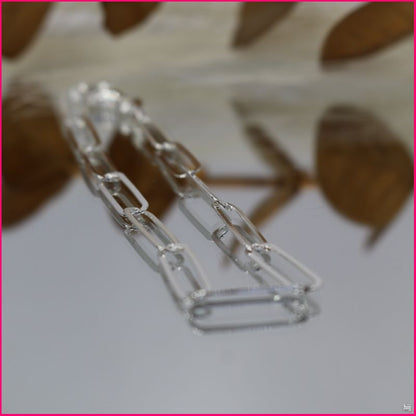 Pulsera Eslabón de Plata: Elegancia Atemporal ✨
