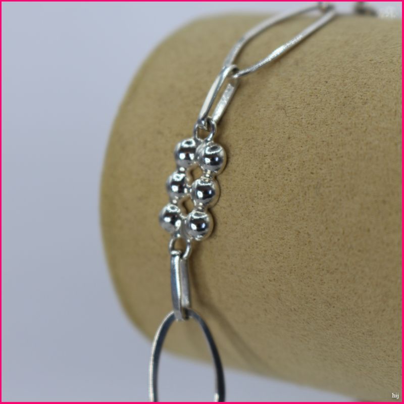Pulsera de Plata con Diseño Geométrico 🌟