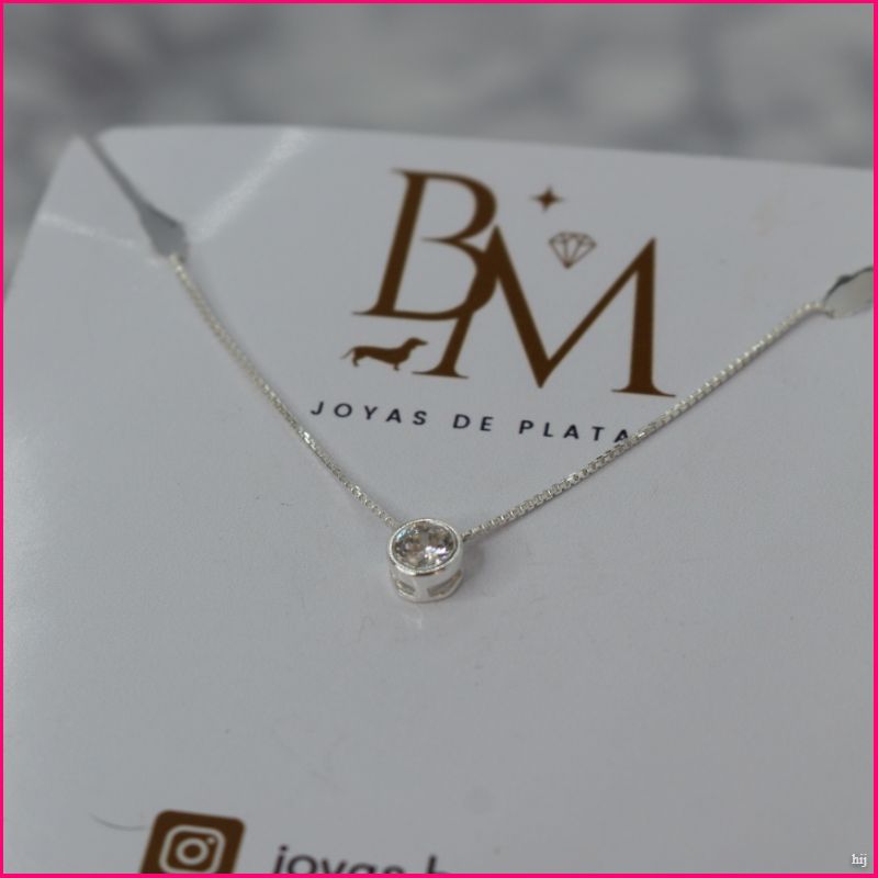 Collar Punto de Luz Blanco: Un Brillo Que Transciende 🌟✨