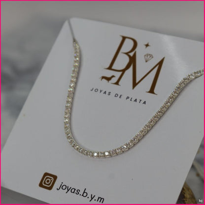 Collar de Circones Brillantes: Un Toque de Lujo y Refinamiento en Tu Look 💎✨