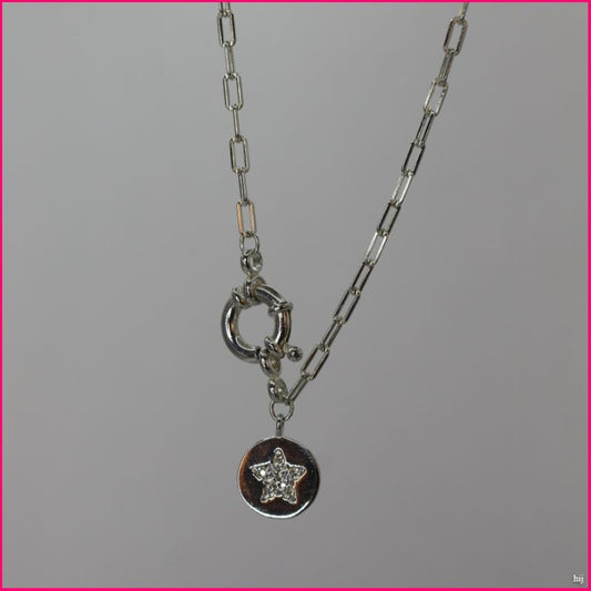 Collar Estrella Plateada: Tu Luz Brillando Siempre 🌟✨