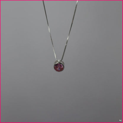 Collar Punto de Luz Circon Rosado: Sencillez y Elegancia en Cada Destello 🌸✨