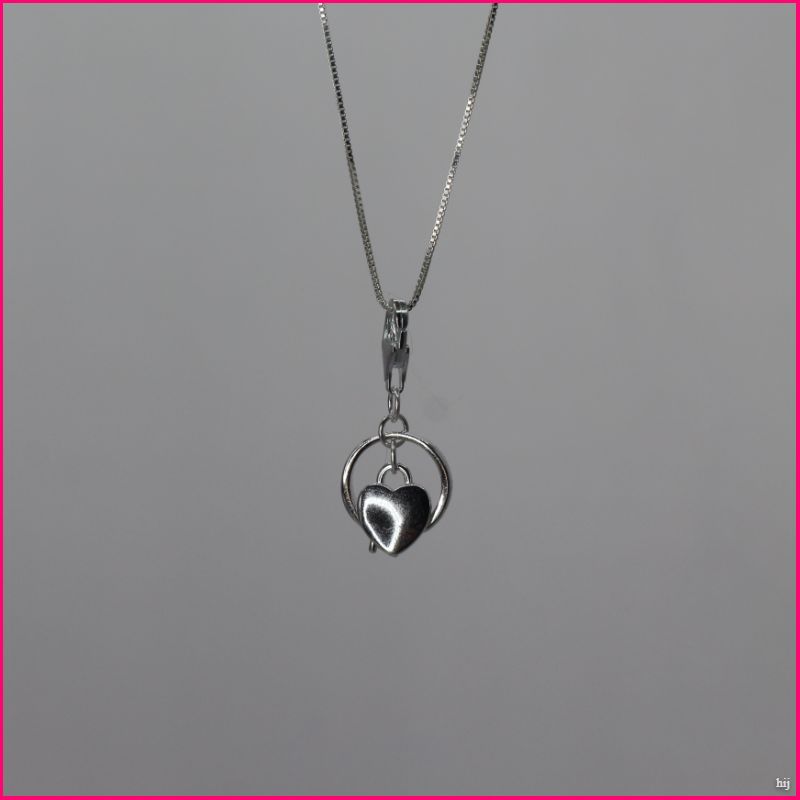 Colgante Corazón con Anillo: Un Símbolo de Amor y Eternidad ❤️