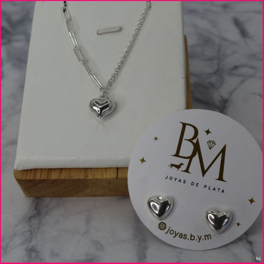 Conjunto de Corazones Sólidos: Amor y Elegancia que Trascienden