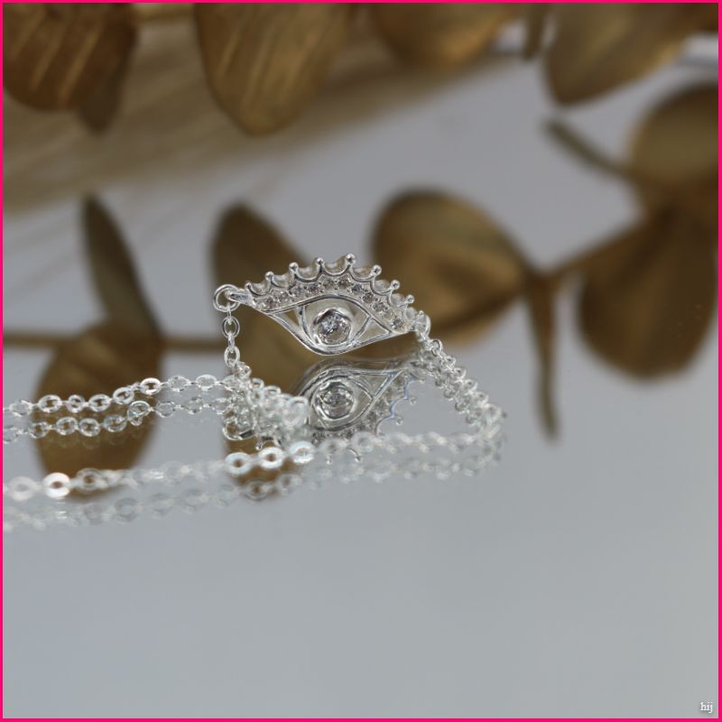 Pulsera "Ojo Protector": Estilo y Energía Positiva ✨