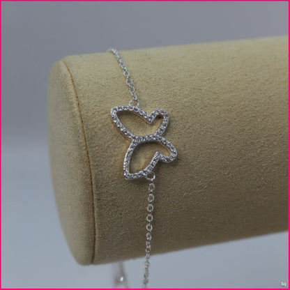 Pulsera "Mariposa de Luz Ajustable": Elegancia y Libertad ✨