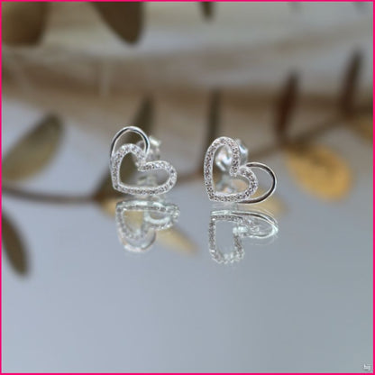 Aros "Corazón Infinito": Elegancia y Amor sin Límites ✨