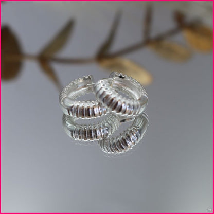 Argollas "Textura de Plata": Estilo Único y Moderno ✨