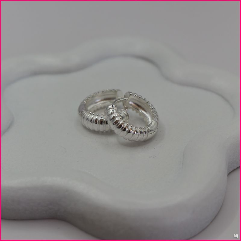 Argollas "Textura de Plata": Estilo Único y Moderno ✨