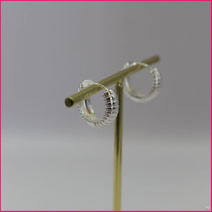 Argollas "Textura de Plata": Estilo Único y Moderno ✨