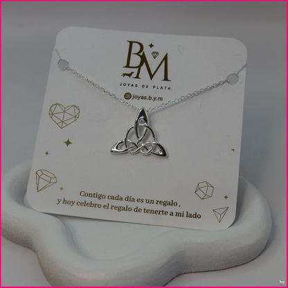 💎 Collar "Triqueta Celta": Simbolismo y Elegancia ✨