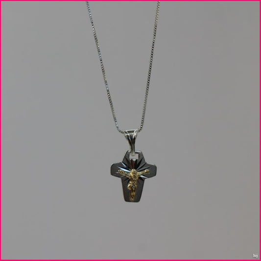 💎 Collar "Jesús en la Cruz": Fe y Estilo Atemporal ✨