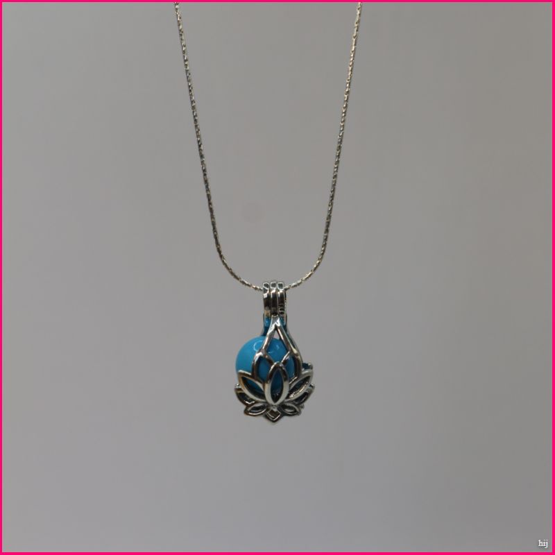 💎 Collar "Llamador de Ángel Flor de Loto": Conexión Espiritual y Elegancia ✨