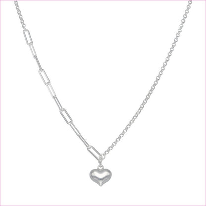 Collar Corazón Plateado: El Símbolo Perfecto de Elegancia y Amor 💖✨